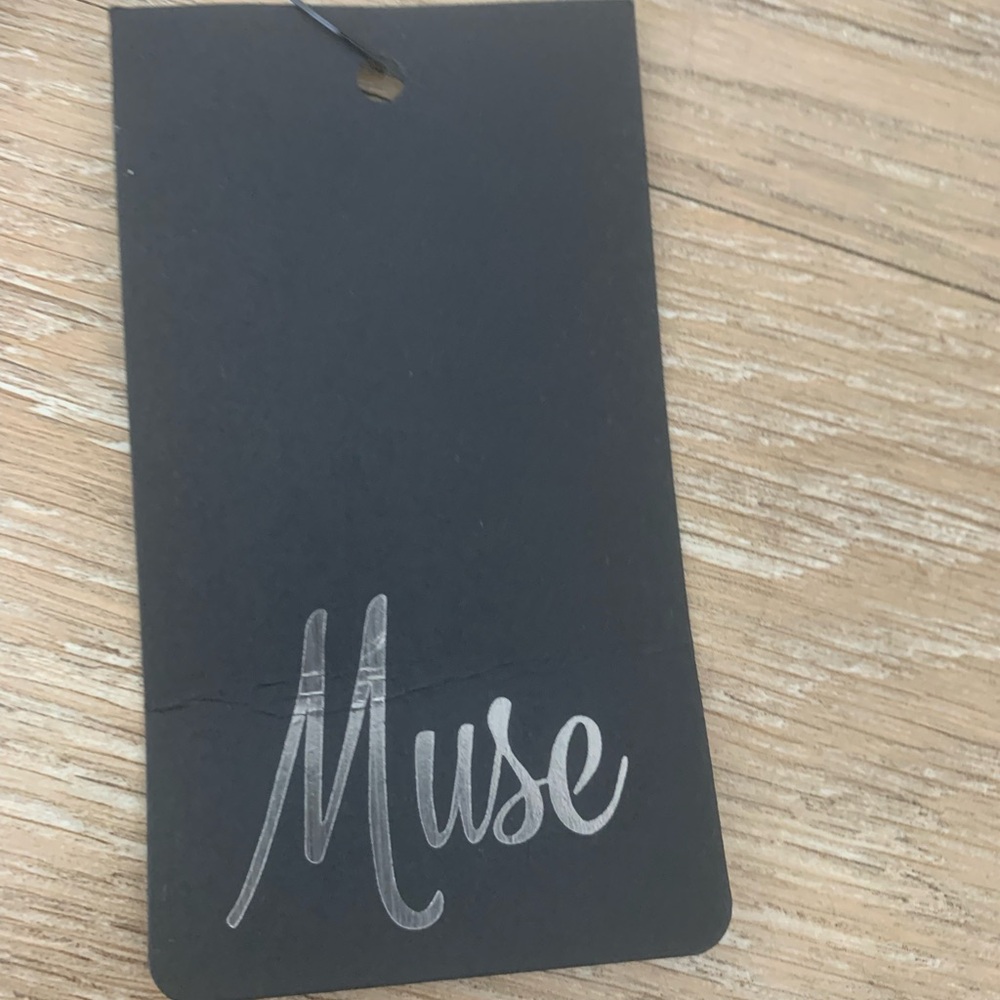 Muse Black Sleeveless Top Size 10 - Picture 3 of 5